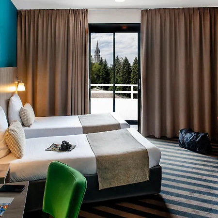 Panorama מלון 4*