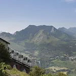 호텔 Panorama 4*